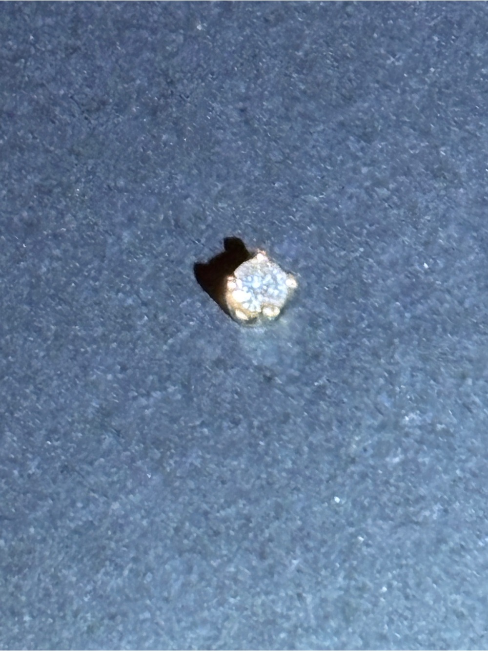 14k Gold Diamond Stud Earring - Single - Picture 5 of 6